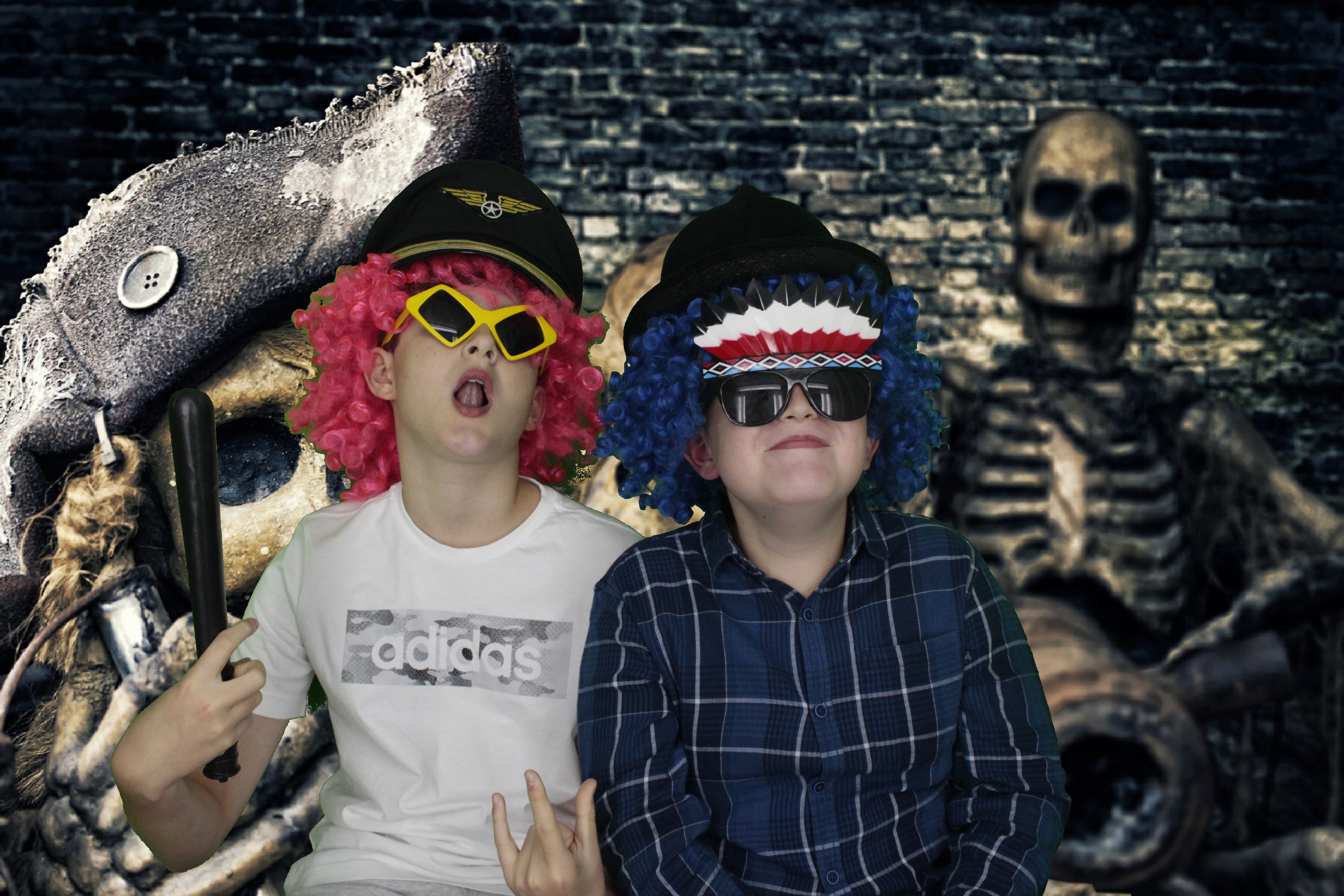 Simon's Birthday Party | View more photos from the event at gallery.myphotoboothexperience.co.uk/u/MyPhotoBoothExperienceLtd/Simons-Birthday-Party